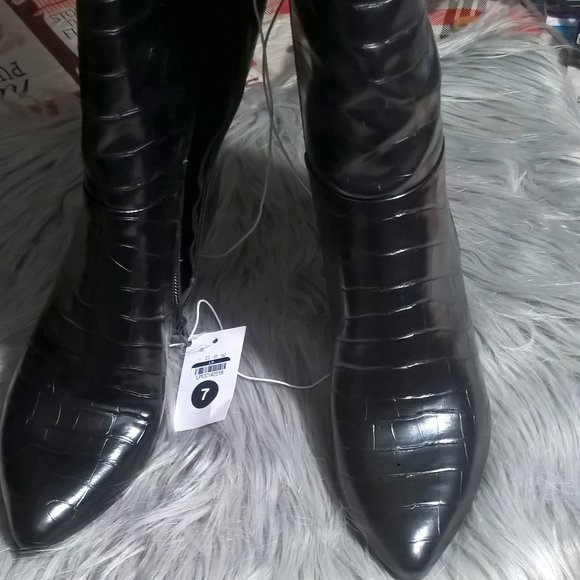 a new day Shoes - Women's Birgitte Animal Print Heeled Tall Fashion